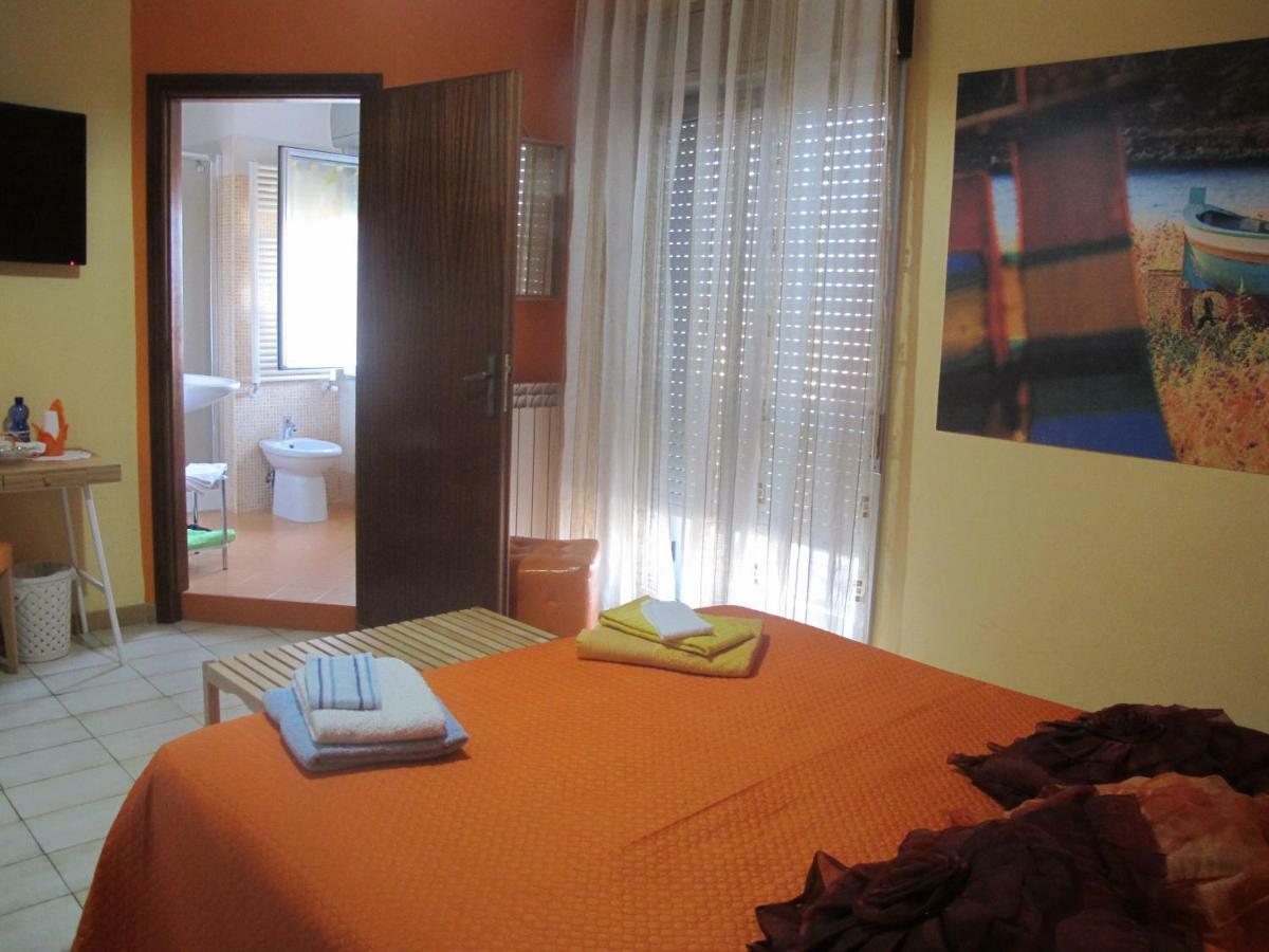 La Casa Del Nonno Bed & Breakfast Milazzo Exterior foto