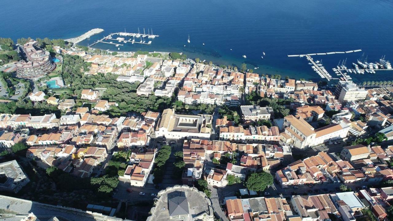 La Casa Del Nonno Bed & Breakfast Milazzo Exterior foto