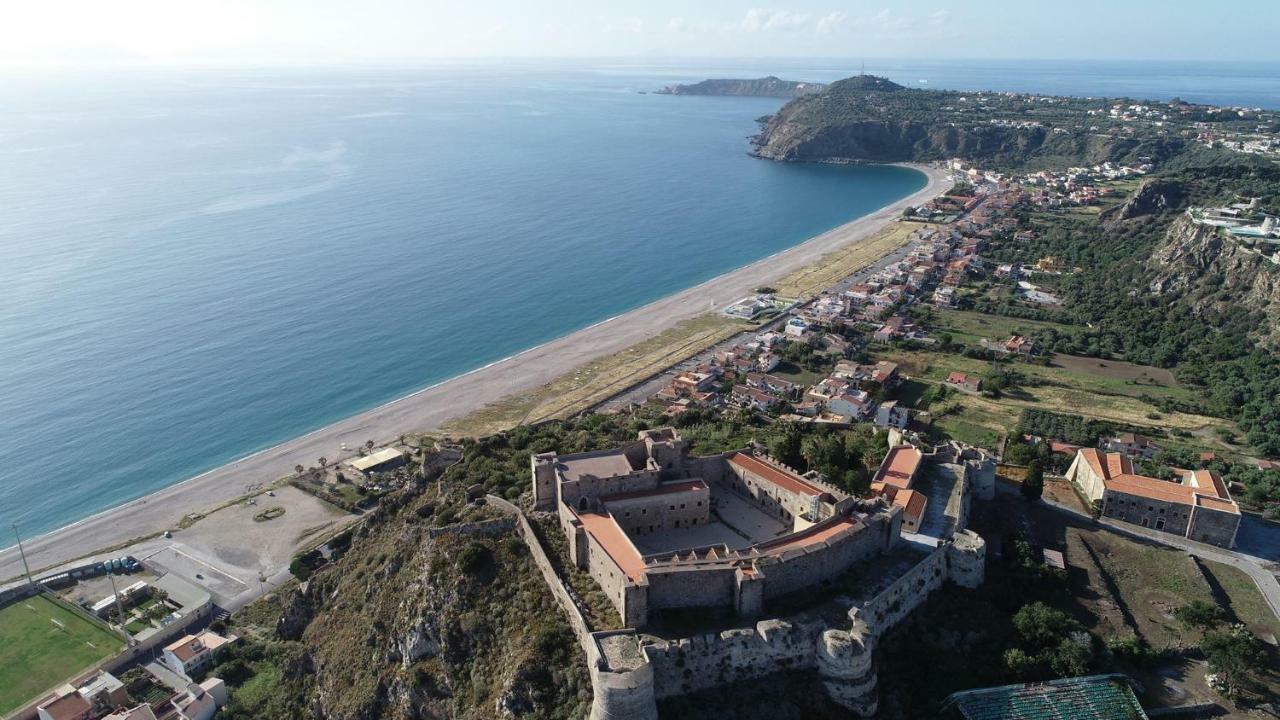 La Casa Del Nonno Bed & Breakfast Milazzo Exterior foto